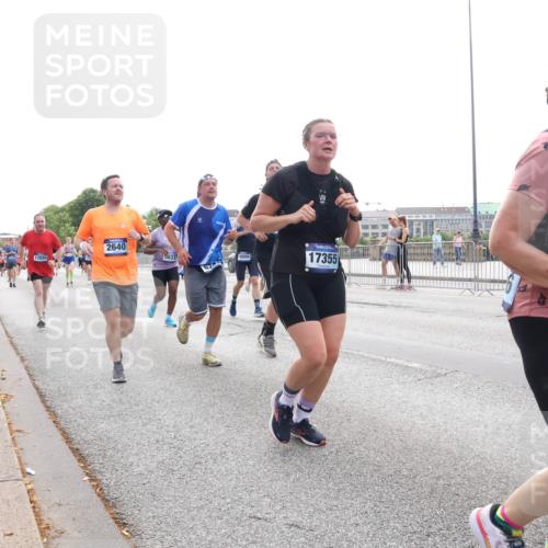 29.06.2025 - hella hamburg halbmarathon Lena Gebhardt http://msf.ph/oto/8326261 29.06.2025 10:37:43 Lombardsbrücke 12824, 2640, 3633, 62, 10506, 17355, 1276, 1337, 1475, 1578, 1799, 1819, 1985, 2016, 2199, 2486, 2640, 2853, 3230, 3246, 3633, 3880, 4097, 5139, 5146, 5171, 5186, 5522, 5560, 5790, 5875, 5940, 6243, 6362, 6697, 6821, 6955, 7085, 7124, 7235, 7244, 7321, 7350, 7544, 7696, 7777, 7823, 8811, 8843, 8985, 9247, 9288, 9524, 9895, 10159, 10506, 10836, 11087, 11543, 12123, 12254, 12472, 12824, 16680, 17798 meine-sportfotos.de