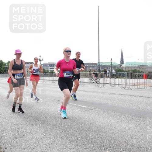 29.06.2025 - hella hamburg halbmarathon Lena Gebhardt http://msf.ph/oto/8326286 29.06.2025 10:23:25 Lombardsbrücke 6502, 17013, 2766, 1362, 12073, 1048, 1304, 1362, 1853, 2925, 3029, 3034, 4190, 4266, 4391, 4646, 4728, 4793, 5160, 5406, 6502, 6578, 6747, 6784, 6785, 6849, 7029, 7820, 7891, 8031, 8687, 8688, 8716, 8918, 8920, 9133, 9301, 9715, 9877, 9913, 10205, 10649, 10739, 11300, 11793, 11798, 11879, 12025, 12073, 12265, 12874, 13560, 14041, 14265, 14338, 14510, 14512, 14821, 15709, 16185, 16251, 16416, 16558, 17013, 17099, 17199, 17207, 17299, 17719 meine-sportfotos.de