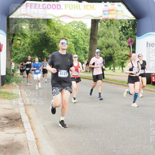 29.06.2025 - hella hamburg halbmarathon MichiJ http://msf.ph/oto/8326418 29.06.2025 10:37:46 Zwischen KM18-KM19 1094, 1321, 1507, 4033, 4127, 4816, 5115, 8813, 10189, 11356, 11455, 12733, 13008, 13282, 15392, 15966, 16242, 16806, 16843, 16887, 18499 meine-sportfotos.de