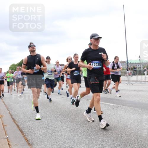 29.06.2025 - hella hamburg halbmarathon Lena Gebhardt http://msf.ph/oto/8326425 29.06.2025 10:57:47 Lombardsbrücke 772, 8, 17025, 33, 9233, 17023, 10070, 931, 18457, 1425, 1123, 1242, 1248, 1265, 1388, 1643, 2015, 2041, 2451, 2567, 2900, 3191, 3385, 3388, 3433, 3644, 3750, 3936, 3954, 4059, 4180, 4197, 4429, 4521, 4830, 5117, 5632, 5676, 5736, 5738, 6316, 6337, 6827, 6857, 6916, 7172, 7193, 7556, 7720, 7728, 7977, 7990, 8035, 8159, 8287, 8386, 8474, 8540, 8552, 8708, 8713, 8773, 8873, 9059, 9180, 9233, 9318, 9319, 9394, 9398, 9436, 9481, 9496, 9613, 9832 meine-sportfotos.de