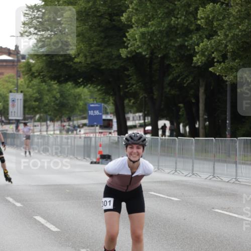 29.06.2025 - hella hamburg halbmarathon Jannik Wohlers http://msf.ph/oto/8326444 29.06.2025 09:00:49 Lombardsbrücke  meine-sportfotos.de