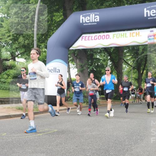 29.06.2025 - hella hamburg halbmarathon KatJ http://msf.ph/oto/8326588 29.06.2025 10:46:37 Zwischen KM18-KM19 1019, 1544, 2730, 4238, 6033, 6087, 6438, 6754, 8326 meine-sportfotos.de