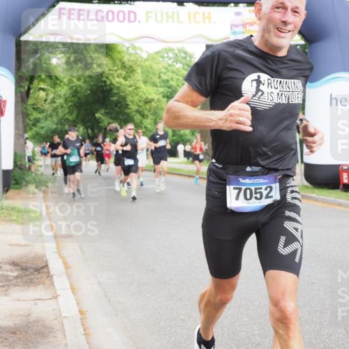 29.06.2025 - hella hamburg halbmarathon MichiJ http://msf.ph/oto/8327294 29.06.2025 10:37:51 Zwischen KM18-KM19 1321, 4033, 4127, 6027, 7052, 7269, 8572, 11339, 13008, 13282, 15392, 17282 meine-sportfotos.de
