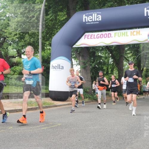 29.06.2025 - hella hamburg halbmarathon KatJ http://msf.ph/oto/8327521 29.06.2025 10:46:42 Zwischen KM18-KM19 1019, 1544, 2426, 2730, 6087, 6754 meine-sportfotos.de