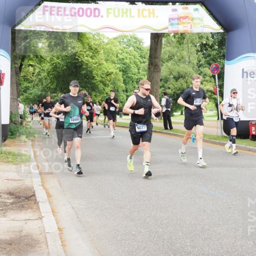 29.06.2025 - hella hamburg halbmarathon MichiJ http://msf.ph/oto/8327569 29.06.2025 10:37:53 Zwischen KM18-KM19 4033, 4127, 6027, 6125, 7052, 7269, 8572, 10691, 11339, 13282, 15392, 16285, 16666, 17282 meine-sportfotos.de