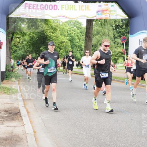 29.06.2025 - hella hamburg halbmarathon MichiJ http://msf.ph/oto/8327644 29.06.2025 10:37:54 Zwischen KM18-KM19 1119, 6027, 6125, 7052, 7269, 8572, 10691, 11339, 12016, 16285, 16666, 16800, 17282, 18960, 18982 meine-sportfotos.de