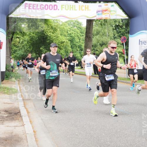 29.06.2025 - hella hamburg halbmarathon MichiJ http://msf.ph/oto/8327680 29.06.2025 10:37:54 Zwischen KM18-KM19 1119, 6027, 6125, 7052, 7269, 8572, 10691, 11339, 12016, 16285, 16666, 16800, 17282, 18960, 18982 meine-sportfotos.de
