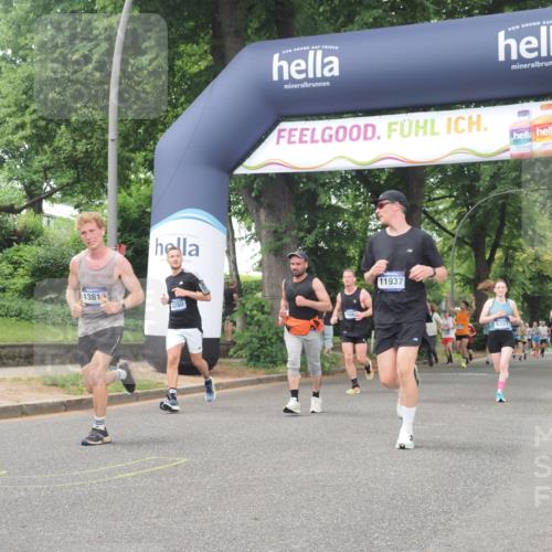 29.06.2025 - hella hamburg halbmarathon KatJ http://msf.ph/oto/8327699 29.06.2025 10:46:43 Zwischen KM18-KM19 1019, 1544, 2426, 2730, 3780, 6087, 6327 meine-sportfotos.de