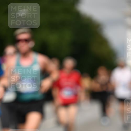 29.06.2025 - hella hamburg halbmarathon Dr. Thomas Lammeyer http://msf.ph/oto/8327751 29.06.2025 10:17:37 Kennedybrücke 1194, 1939, 2055, 2359, 2721, 2891, 2904, 2961, 2987, 3218, 3729, 4001, 4032, 4795, 4950, 5232, 5631, 6026, 6207, 7460, 7462, 7913, 8673, 8913, 9128, 9612, 9631, 9886, 10442, 10443 meine-sportfotos.de