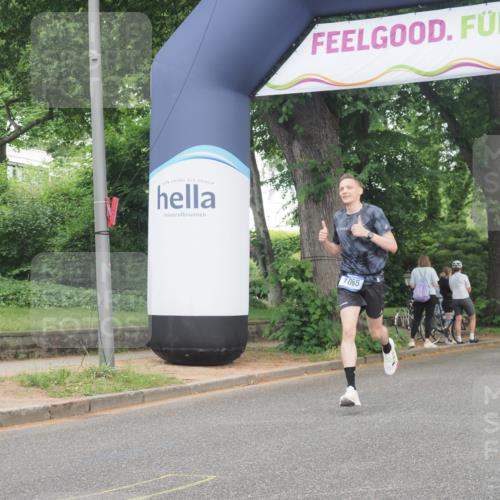 29.06.2025 - hella hamburg halbmarathon KatJ http://msf.ph/oto/8327757 29.06.2025 10:17:09 Zwischen KM18-KM19 1065 meine-sportfotos.de