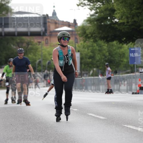 29.06.2025 - hella hamburg halbmarathon Jannik Wohlers http://msf.ph/oto/8327788 29.06.2025 09:00:57 Lombardsbrücke  meine-sportfotos.de