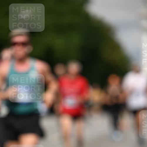 29.06.2025 - hella hamburg halbmarathon Dr. Thomas Lammeyer http://msf.ph/oto/8327797 29.06.2025 10:17:37 Kennedybrücke 1194, 1939, 2055, 2359, 2721, 2891, 2904, 2961, 2987, 3218, 3729, 4001, 4032, 4795, 4950, 5232, 5631, 6026, 6207, 7460, 7462, 7913, 8673, 8913, 9128, 9612, 9631, 9886, 10442, 10443 meine-sportfotos.de