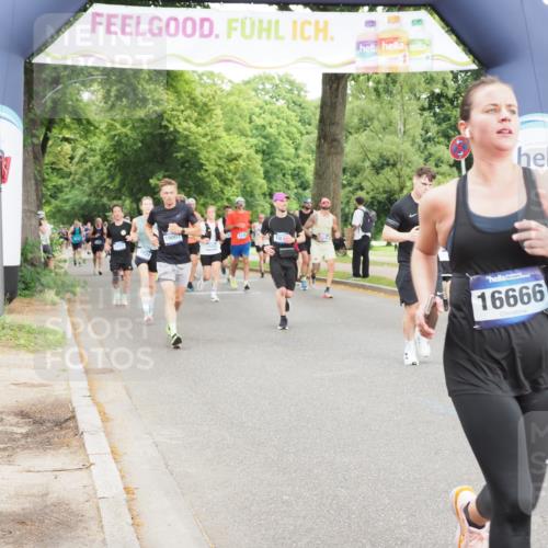 29.06.2025 - hella hamburg halbmarathon MichiJ http://msf.ph/oto/8328202 29.06.2025 10:37:57 Zwischen KM18-KM19 1119, 6027, 6125, 7052, 7269, 10691, 12016, 13051, 13758, 16285, 16666, 16800, 17221, 18960, 18982, 19007 meine-sportfotos.de