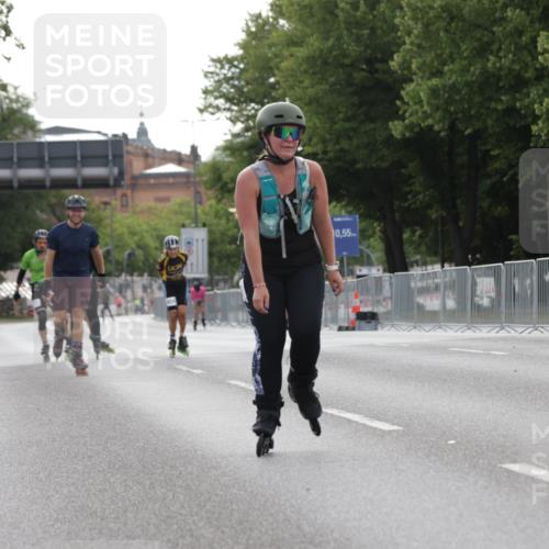 29.06.2025 - hella hamburg halbmarathon Jannik Wohlers http://msf.ph/oto/8328216 29.06.2025 09:00:58 Lombardsbrücke  meine-sportfotos.de