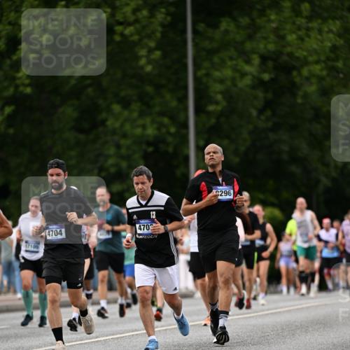 29.06.2025 - hella hamburg halbmarathon Dr. Thomas Lammeyer http://msf.ph/oto/8328223 29.06.2025 10:39:35 Kennedybrücke 1821, 1849, 2198, 2787, 3170, 3958, 4333, 4564, 4696, 4703, 4965, 5027, 5147, 5793, 6029, 6189, 6365, 6379, 6397, 6471, 6746, 6803, 6859, 7386, 7733, 8249, 8296, 9342, 9803, 10358, 10360, 10393, 10652, 11320, 11359 meine-sportfotos.de