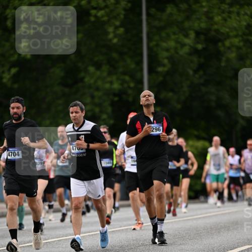 29.06.2025 - hella hamburg halbmarathon Dr. Thomas Lammeyer http://msf.ph/oto/8328300 29.06.2025 10:39:36 Kennedybrücke 1821, 1849, 2198, 2787, 3170, 3828, 3958, 4333, 4564, 4696, 4703, 4965, 5027, 5147, 5793, 6029, 6189, 6365, 6379, 6397, 6471, 6746, 7386, 7733, 8249, 8296, 9342, 9803, 10358, 10360, 10393, 10565, 10652, 11320, 11359 meine-sportfotos.de