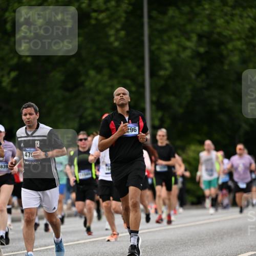 29.06.2025 - hella hamburg halbmarathon Dr. Thomas Lammeyer http://msf.ph/oto/8328391 29.06.2025 10:39:37 Kennedybrücke 1821, 1849, 2198, 2787, 3170, 3828, 3958, 4333, 4564, 4696, 4703, 4965, 5027, 5147, 5793, 6029, 6189, 6365, 6379, 6397, 6471, 6746, 6867, 7386, 7733, 8249, 8296, 8567, 9342, 9803, 9819, 10358, 10360, 10393, 10565, 10652, 11320, 11359 meine-sportfotos.de