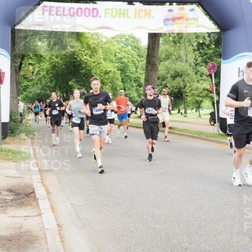 29.06.2025 - hella hamburg halbmarathon MichiJ http://msf.ph/oto/8328488 29.06.2025 10:37:57 Zwischen KM18-KM19 1119, 6027, 6125, 7052, 7269, 10691, 12016, 13051, 13758, 16285, 16666, 16800, 17221, 18960, 18982, 19007 meine-sportfotos.de
