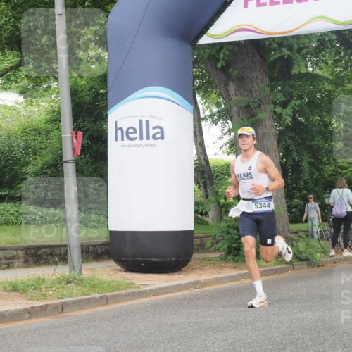 29.06.2025 - hella hamburg halbmarathon KatJ http://msf.ph/oto/8328561 29.06.2025 10:17:12 Zwischen KM18-KM19 1065, 5344 meine-sportfotos.de