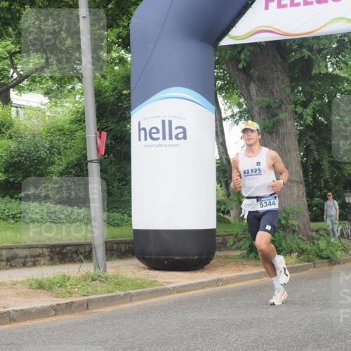 29.06.2025 - hella hamburg halbmarathon KatJ http://msf.ph/oto/8328623 29.06.2025 10:17:12 Zwischen KM18-KM19 1065, 5344 meine-sportfotos.de
