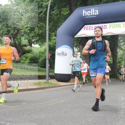 29.06.2025 - hella hamburg halbmarathon KatJ http://msf.ph/oto/8328694 29.06.2025 10:46:49 Zwischen KM18-KM19 3780, 6327, 8481 meine-sportfotos.de