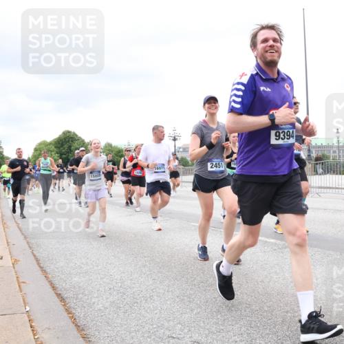 29.06.2025 - hella hamburg halbmarathon Lena Gebhardt http://msf.ph/oto/8328766 29.06.2025 10:57:59 Lombardsbrücke 2900, 16971, 2451, 10, 14290, 15800, 9394, 1001, 1123, 1242, 1248, 1265, 1388, 1643, 2015, 2043, 2169, 2273, 2275, 2451, 2567, 2900, 3191, 3385, 3433, 3644, 3936, 3954, 4059, 4117, 4197, 4429, 4521, 4830, 5104, 5632, 5676, 5736, 5782, 6316, 6337, 6825, 6857, 6916, 7172, 7193, 7262, 7556, 7720, 7783, 7977, 7990, 8076, 8159, 8439, 8440, 8441, 8442, 8474, 8512, 8708, 8713, 8773, 8888, 9059, 9180, 9233, 9318, 9319, 9394, 9398, 9436, 9481, 9496, 9613, 9832 meine-sportfotos.de