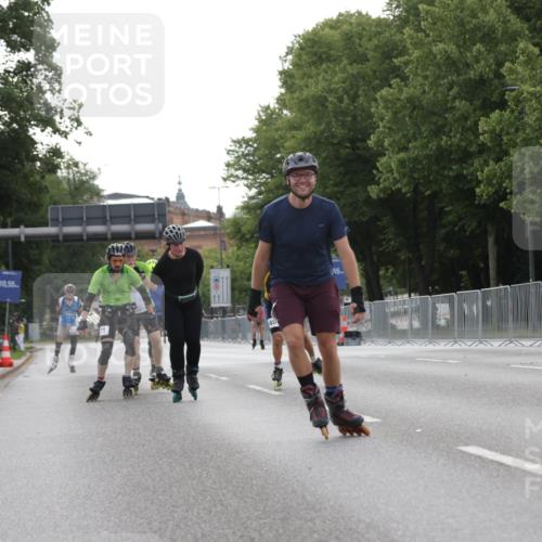 29.06.2025 - hella hamburg halbmarathon Jannik Wohlers http://msf.ph/oto/8328870 29.06.2025 09:01:01 Lombardsbrücke  meine-sportfotos.de