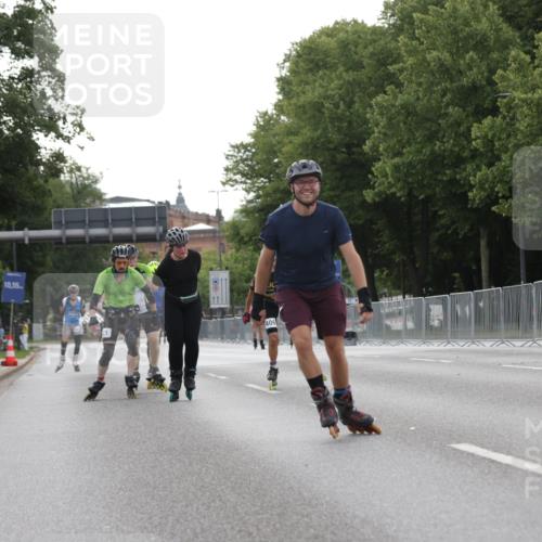 29.06.2025 - hella hamburg halbmarathon Jannik Wohlers http://msf.ph/oto/8328891 29.06.2025 09:01:01 Lombardsbrücke  meine-sportfotos.de