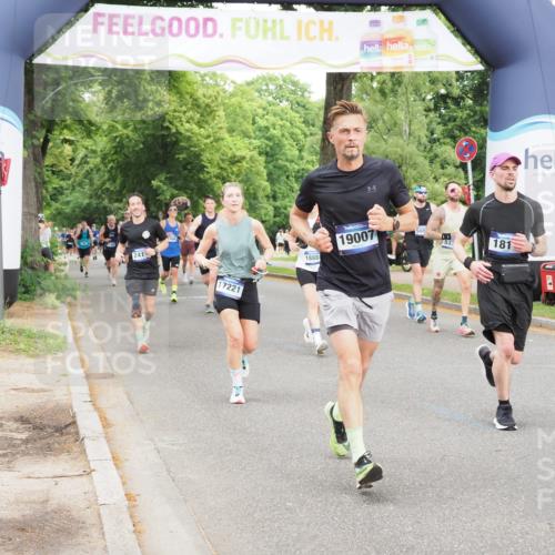 29.06.2025 - hella hamburg halbmarathon MichiJ http://msf.ph/oto/8328979 29.06.2025 10:37:59 Zwischen KM18-KM19 1119, 1817, 4346, 5087, 5336, 6027, 6125, 10691, 12016, 12545, 13051, 13758, 16285, 16666, 16800, 17221, 18960, 18982, 19007 meine-sportfotos.de