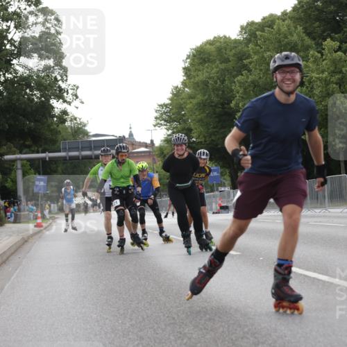 29.06.2025 - hella hamburg halbmarathon Jannik Wohlers http://msf.ph/oto/8329055 29.06.2025 09:01:02 Lombardsbrücke  meine-sportfotos.de