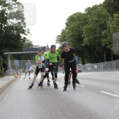 29.06.2025 - hella hamburg halbmarathon Jannik Wohlers http://msf.ph/oto/8329162 29.06.2025 09:01:03 Lombardsbrücke  meine-sportfotos.de