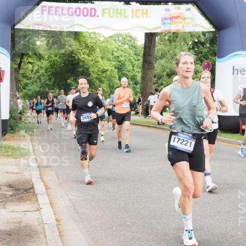 29.06.2025 - hella hamburg halbmarathon MichiJ http://msf.ph/oto/8329513 29.06.2025 10:38:00 Zwischen KM18-KM19 1119, 1817, 2411, 4346, 5087, 5336, 6125, 10691, 12016, 12545, 13051, 13758, 16285, 16666, 16732, 16800, 17221, 18884, 18960, 18982, 19007 meine-sportfotos.de