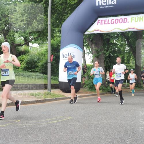 29.06.2025 - hella hamburg halbmarathon KatJ http://msf.ph/oto/8329650 29.06.2025 10:46:55 Zwischen KM18-KM19 1681, 2091, 6757, 7476, 8481, 8531 meine-sportfotos.de