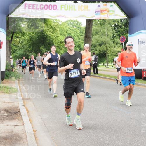 29.06.2025 - hella hamburg halbmarathon MichiJ http://msf.ph/oto/8329679 29.06.2025 10:38:01 Zwischen KM18-KM19 1119, 1817, 2411, 2823, 4346, 5087, 5336, 6125, 7224, 10691, 12016, 12235, 12545, 13051, 13758, 16732, 16800, 17221, 18884, 18960, 18982, 19007 meine-sportfotos.de