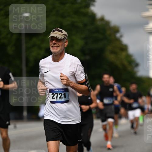 29.06.2025 - hella hamburg halbmarathon Dr. Thomas Lammeyer http://msf.ph/oto/8329774 29.06.2025 10:17:41 Kennedybrücke 1194, 1747, 1939, 2055, 2359, 2721, 2891, 2904, 2987, 4001, 4032, 4795, 4962, 5232, 5631, 5719, 6207, 7460, 7462, 7913, 8673, 9612, 9631, 9886, 10442, 10443 meine-sportfotos.de