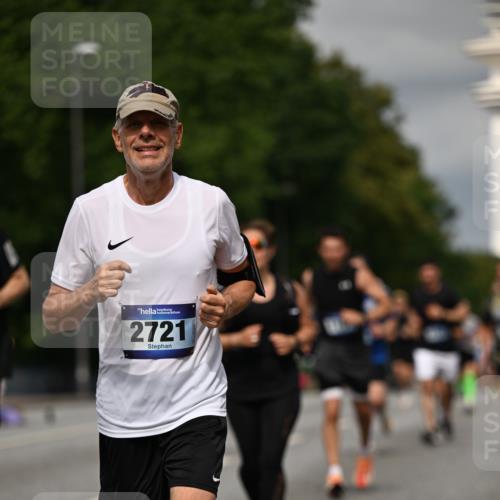 29.06.2025 - hella hamburg halbmarathon Dr. Thomas Lammeyer http://msf.ph/oto/8329832 29.06.2025 10:17:41 Kennedybrücke 1194, 1747, 1939, 2055, 2359, 2721, 2891, 2904, 2987, 4001, 4032, 4795, 4962, 5232, 5631, 5719, 6207, 7460, 7462, 7913, 8673, 9612, 9631, 9886, 10442, 10443 meine-sportfotos.de
