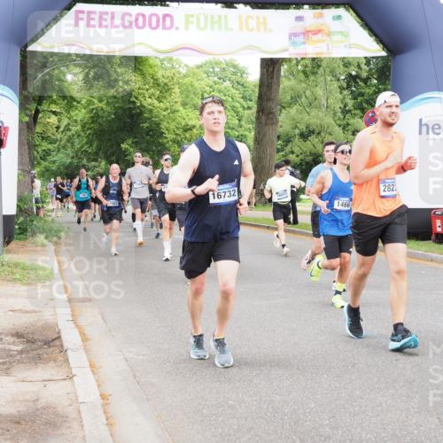 29.06.2025 - hella hamburg halbmarathon MichiJ http://msf.ph/oto/8330026 29.06.2025 10:38:02 Zwischen KM18-KM19 1119, 1466, 1817, 2411, 2823, 4346, 5087, 5336, 7224, 12016, 12235, 12545, 13051, 13758, 16653, 16732, 16800, 17221, 18884, 18960, 18982, 19007 meine-sportfotos.de