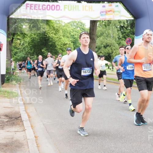 29.06.2025 - hella hamburg halbmarathon MichiJ http://msf.ph/oto/8330074 29.06.2025 10:38:02 Zwischen KM18-KM19 1119, 1466, 1817, 2411, 2823, 4346, 5087, 5336, 7224, 12016, 12235, 12545, 13051, 13758, 16653, 16732, 16800, 17221, 18884, 18960, 18982, 19007 meine-sportfotos.de