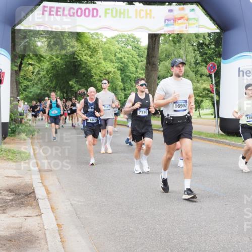 29.06.2025 - hella hamburg halbmarathon MichiJ http://msf.ph/oto/8330300 29.06.2025 10:38:04 Zwischen KM18-KM19 1461, 1466, 1817, 2411, 2823, 4346, 5087, 5336, 7176, 7224, 7583, 10371, 11422, 12235, 12450, 12545, 13051, 16653, 16732, 16907, 18884, 19007 meine-sportfotos.de