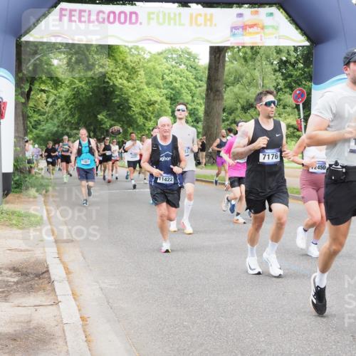29.06.2025 - hella hamburg halbmarathon MichiJ http://msf.ph/oto/8330443 29.06.2025 10:38:05 Zwischen KM18-KM19 1461, 1466, 1817, 2411, 2823, 4346, 5087, 5336, 7176, 7224, 7583, 8689, 10057, 10371, 11422, 12235, 12450, 12545, 13051, 13609, 16653, 16732, 16907, 18884, 19007 meine-sportfotos.de