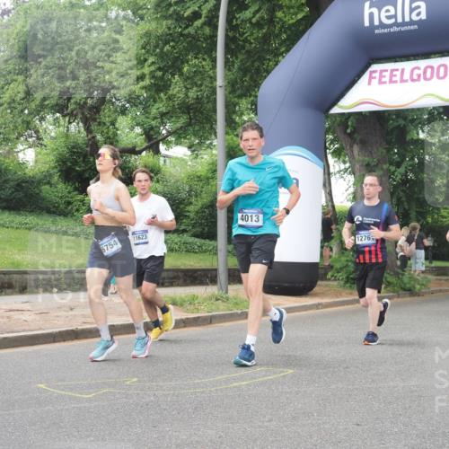 29.06.2025 - hella hamburg halbmarathon KatJ http://msf.ph/oto/8330462 29.06.2025 10:47:00 Zwischen KM18-KM19 1681, 2091, 2363, 3169, 3698, 4013, 5347, 6757 meine-sportfotos.de