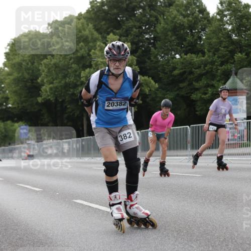 29.06.2025 - hella hamburg halbmarathon Jannik Wohlers http://msf.ph/oto/8330503 29.06.2025 09:01:10 Lombardsbrücke  meine-sportfotos.de