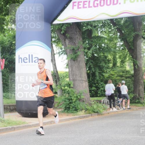 29.06.2025 - hella hamburg halbmarathon KatJ http://msf.ph/oto/8330510 29.06.2025 10:17:19 Zwischen KM18-KM19 5344 meine-sportfotos.de