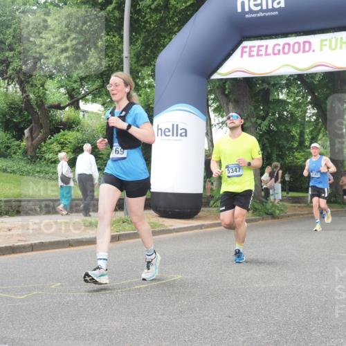 29.06.2025 - hella hamburg halbmarathon KatJ http://msf.ph/oto/8330682 29.06.2025 10:47:02 Zwischen KM18-KM19 1681, 2167, 2363, 3169, 3698, 4013, 5347, 6757 meine-sportfotos.de