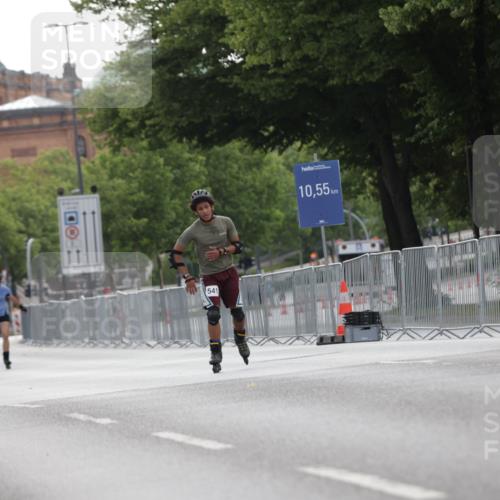 29.06.2025 - hella hamburg halbmarathon Jannik Wohlers http://msf.ph/oto/8330770 29.06.2025 09:01:13 Lombardsbrücke  meine-sportfotos.de