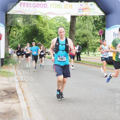 29.06.2025 - hella hamburg halbmarathon MichiJ http://msf.ph/oto/8330780 29.06.2025 10:38:08 Zwischen KM18-KM19 1461, 1466, 1750, 2207, 2411, 2823, 7176, 7224, 7583, 8689, 10057, 10371, 11422, 12235, 12450, 13609, 13799, 14838, 16653, 16732, 16907, 18451, 18657, 18884 meine-sportfotos.de