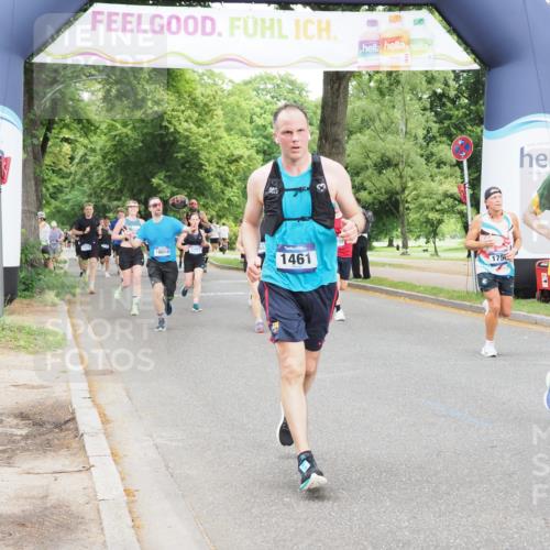 29.06.2025 - hella hamburg halbmarathon MichiJ http://msf.ph/oto/8330795 29.06.2025 10:38:08 Zwischen KM18-KM19 1461, 1466, 1750, 2207, 2411, 2823, 7176, 7224, 7583, 8689, 10057, 10371, 11422, 12235, 12450, 13609, 13799, 14838, 16653, 16732, 16907, 18451, 18657, 18884 meine-sportfotos.de