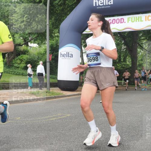 29.06.2025 - hella hamburg halbmarathon KatJ http://msf.ph/oto/8330801 29.06.2025 10:47:04 Zwischen KM18-KM19 2167, 2363, 3169, 3698, 4013, 5347 meine-sportfotos.de