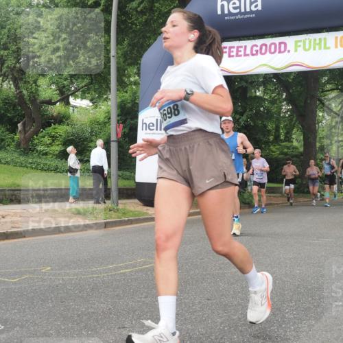 29.06.2025 - hella hamburg halbmarathon KatJ http://msf.ph/oto/8330807 29.06.2025 10:47:04 Zwischen KM18-KM19 2167, 2363, 3169, 3698, 4013, 5347 meine-sportfotos.de