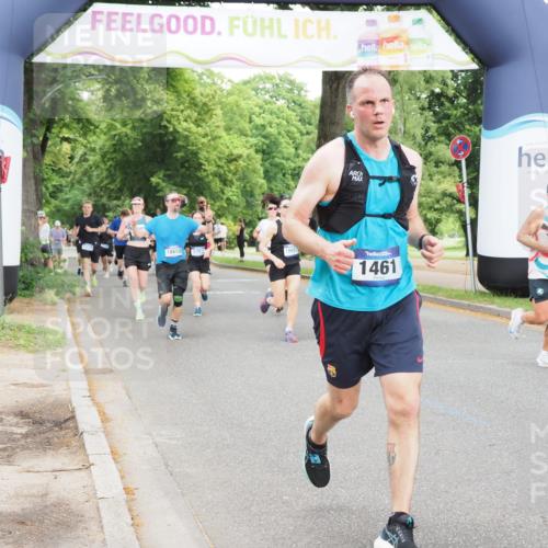 29.06.2025 - hella hamburg halbmarathon MichiJ http://msf.ph/oto/8330840 29.06.2025 10:38:08 Zwischen KM18-KM19 1461, 1466, 1750, 2207, 2411, 2823, 7176, 7224, 7583, 8689, 10057, 10371, 11422, 12235, 12450, 13609, 13799, 14838, 16653, 16732, 16907, 18451, 18657, 18884 meine-sportfotos.de